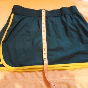 Columbia athletic skort size medium